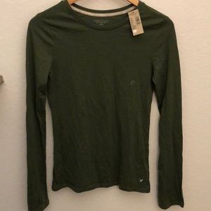 American Eagle Favorite Tee